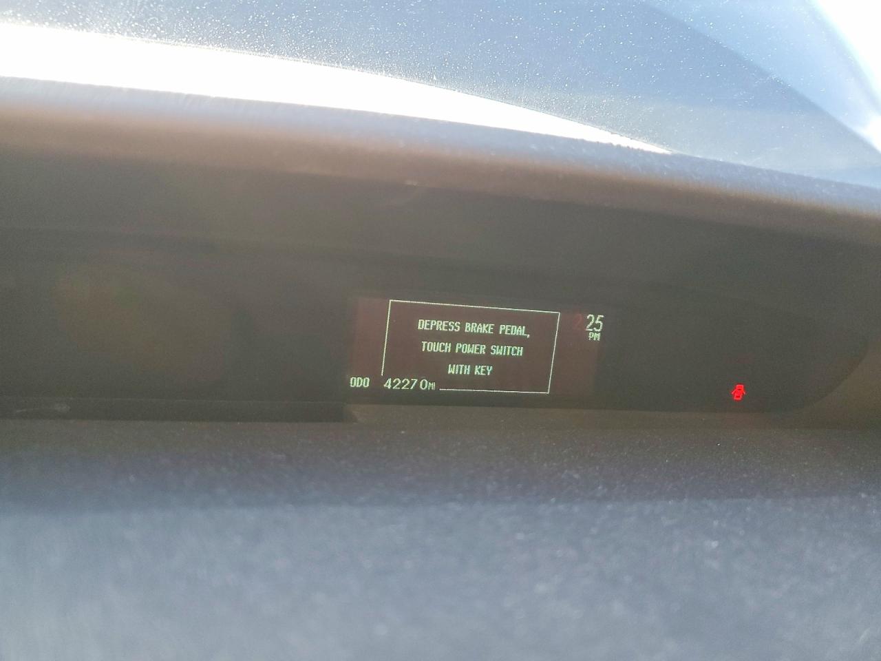 2011 TOYOTA PRIUS photo 9