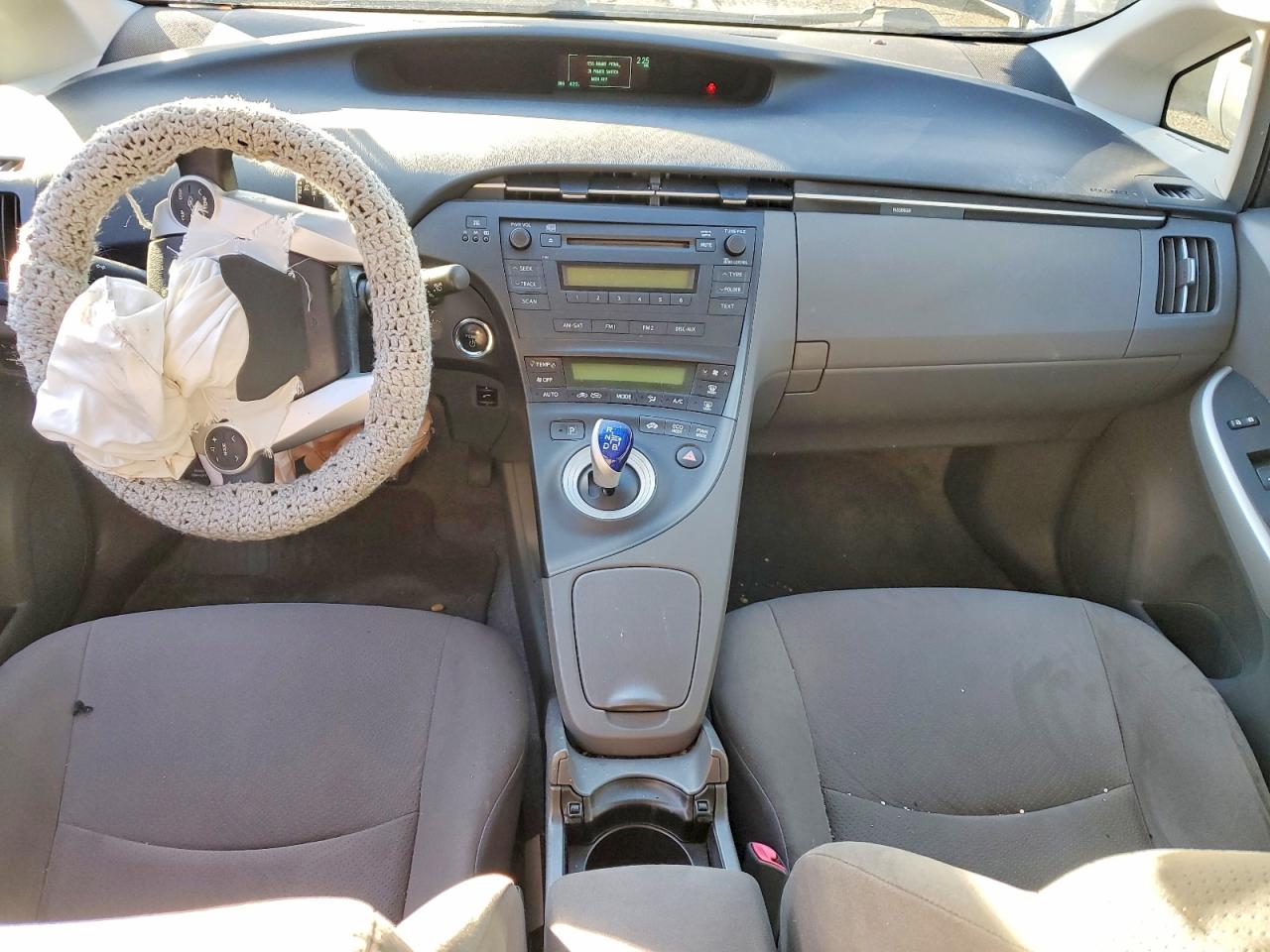 2011 TOYOTA PRIUS photo 8