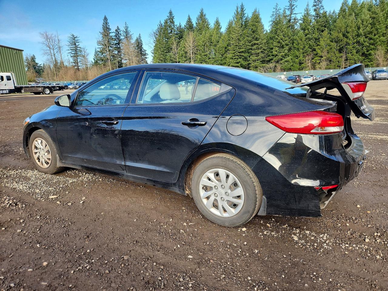 2018 HYUNDAI ELANTRA SE photo 2