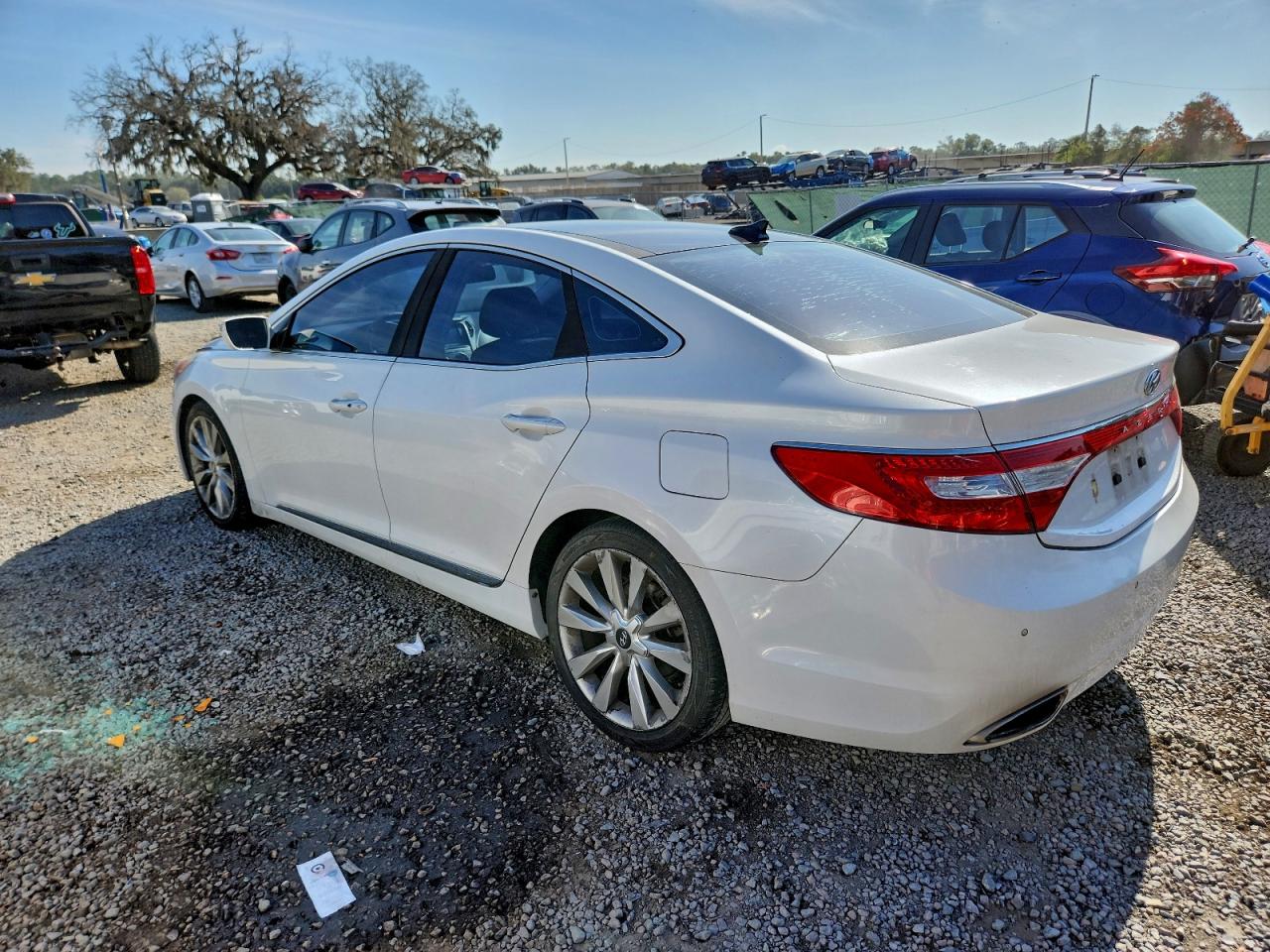 2013 HYUNDAI AZERA GLS photo 2