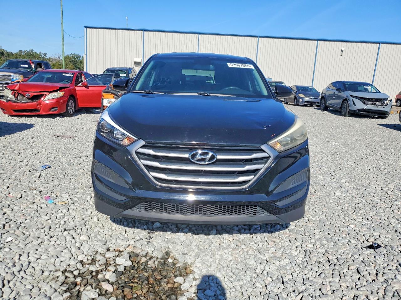 2017 HYUNDAI TUCSON SE photo 5