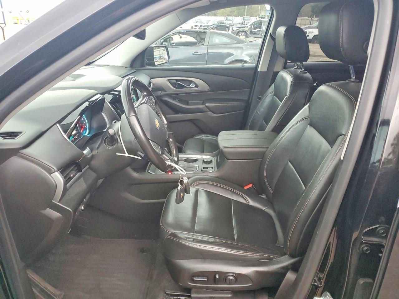 2019 CHEVROLET TRAVERSE LT photo 7
