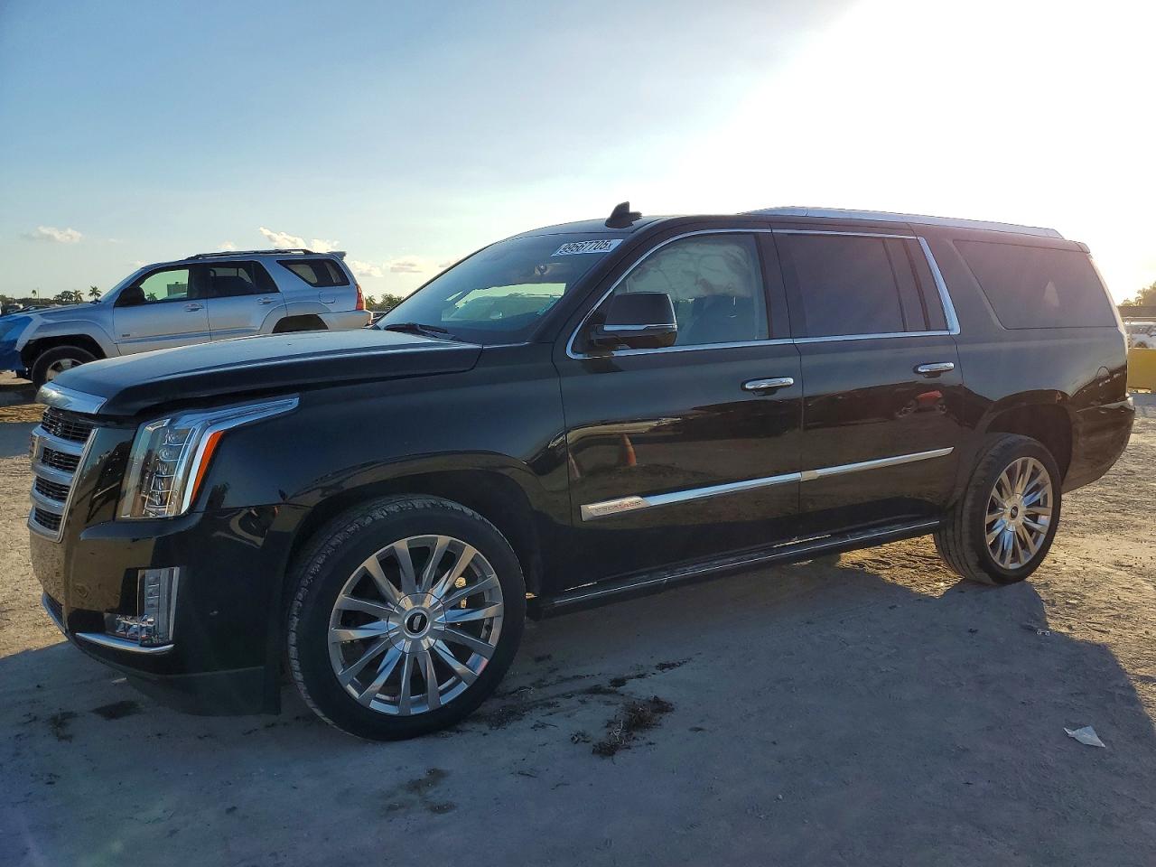 2019 CADILLAC ESCALADE