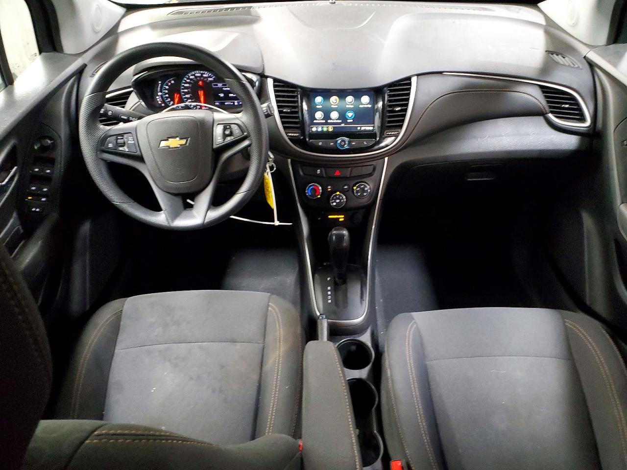 2019 CHEVROLET TRAX LS photo 8