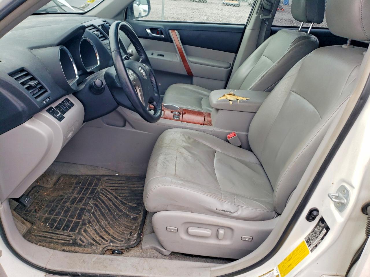 2008 TOYOTA HIGHLANDER LIMITED photo 7