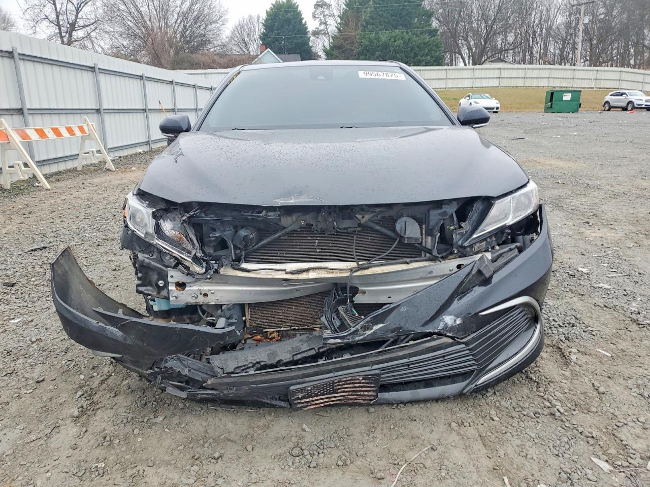 2021 TOYOTA CAMRY LE photo 5