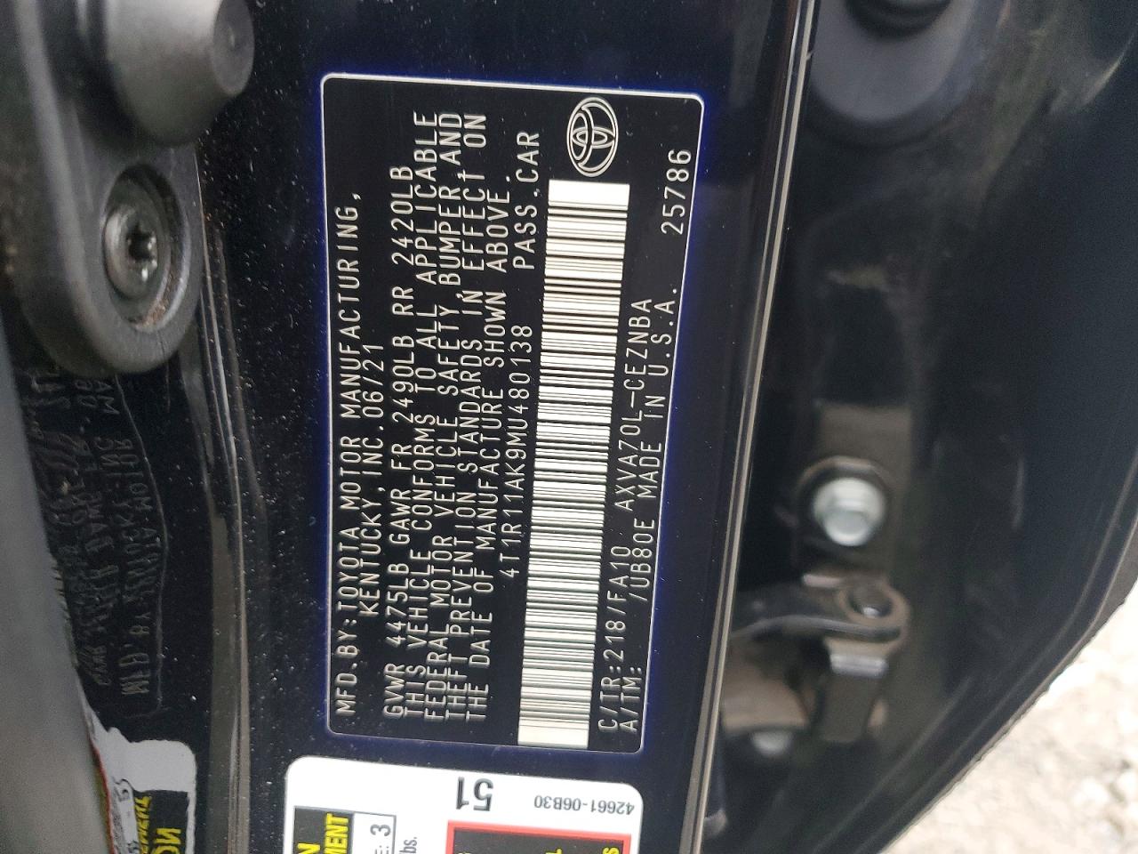 2021 TOYOTA CAMRY LE photo 12