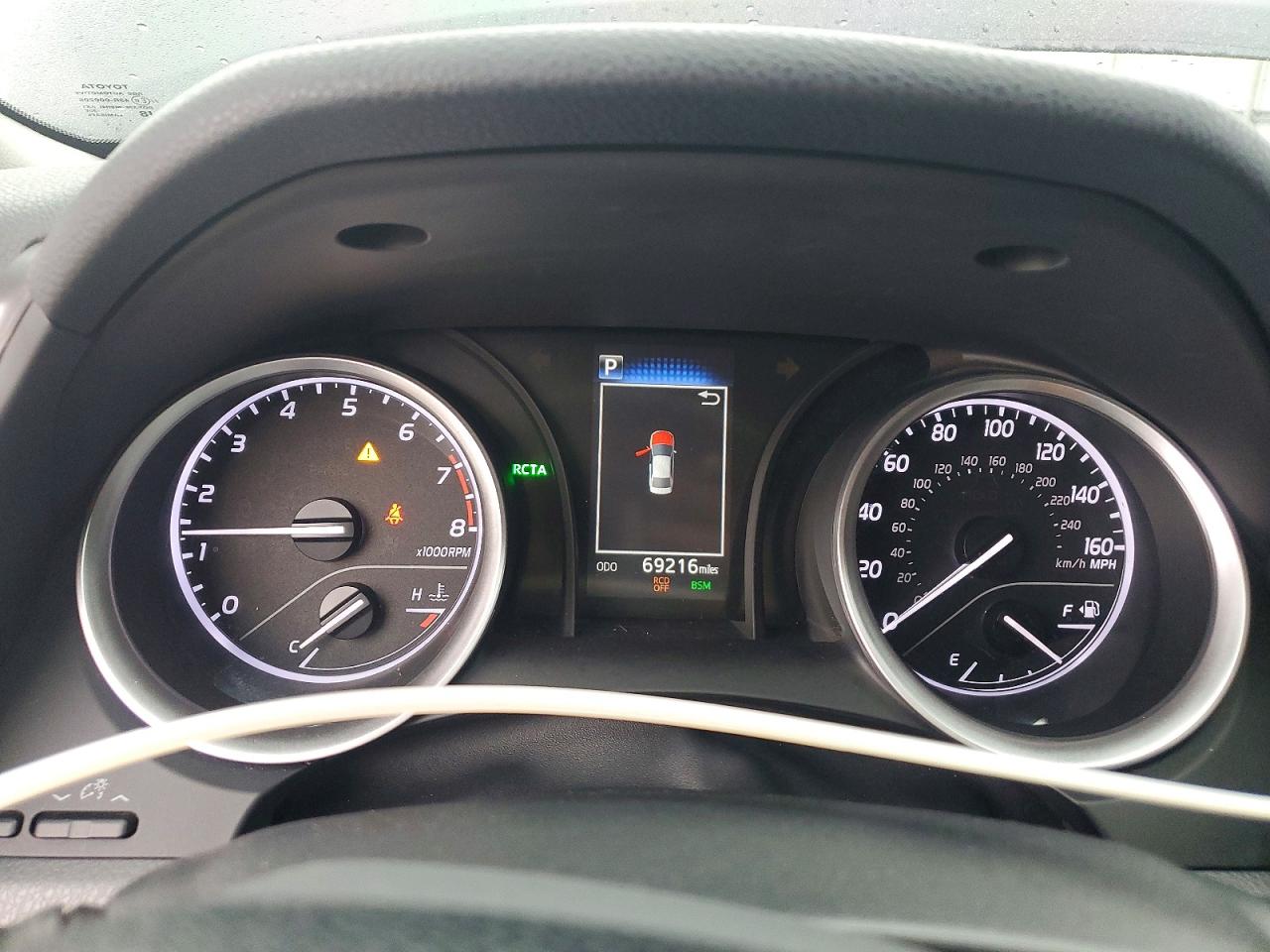 2021 TOYOTA CAMRY LE photo 9
