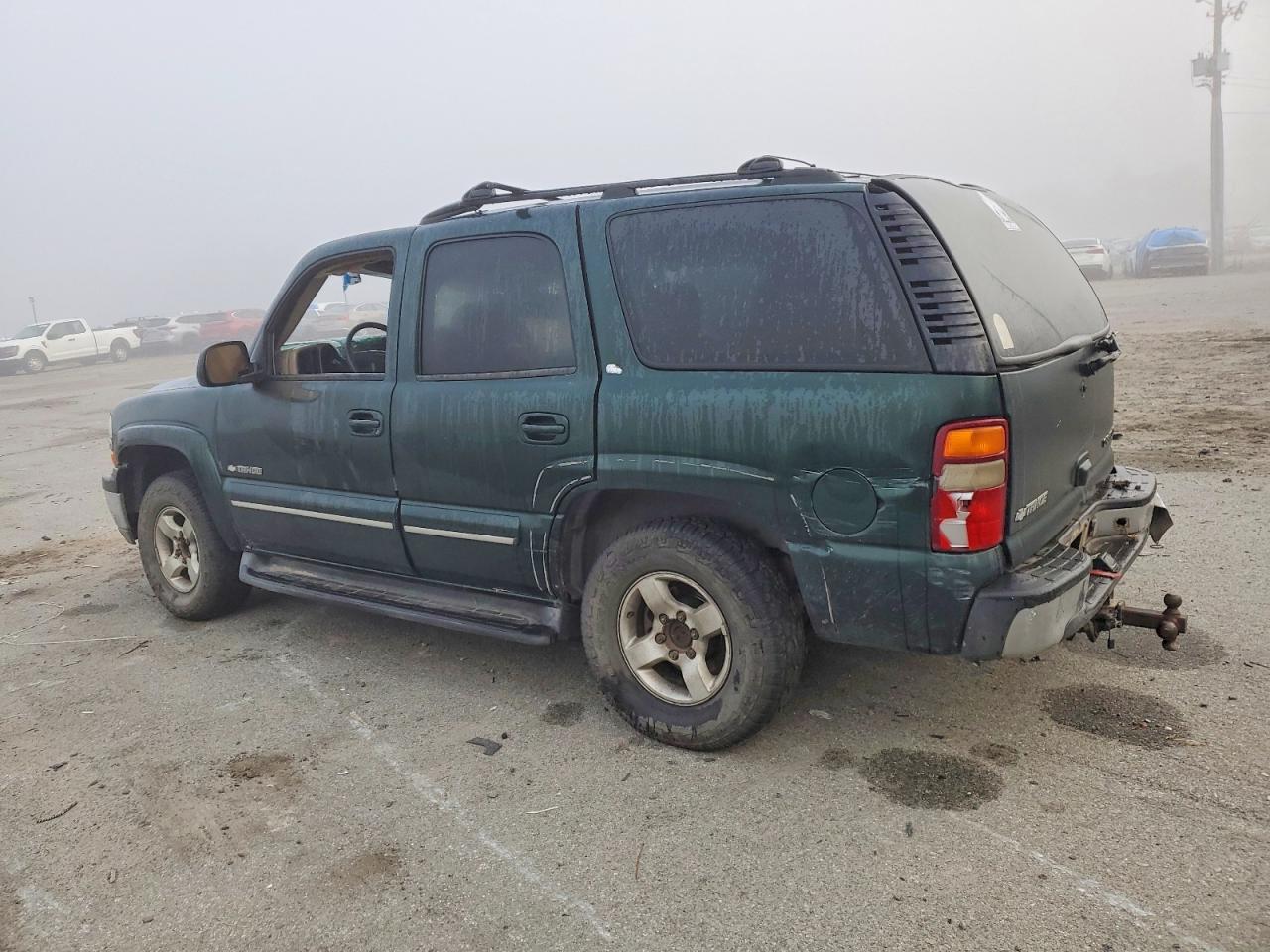 2003 CHEVROLET TAHOE C1500 photo 2