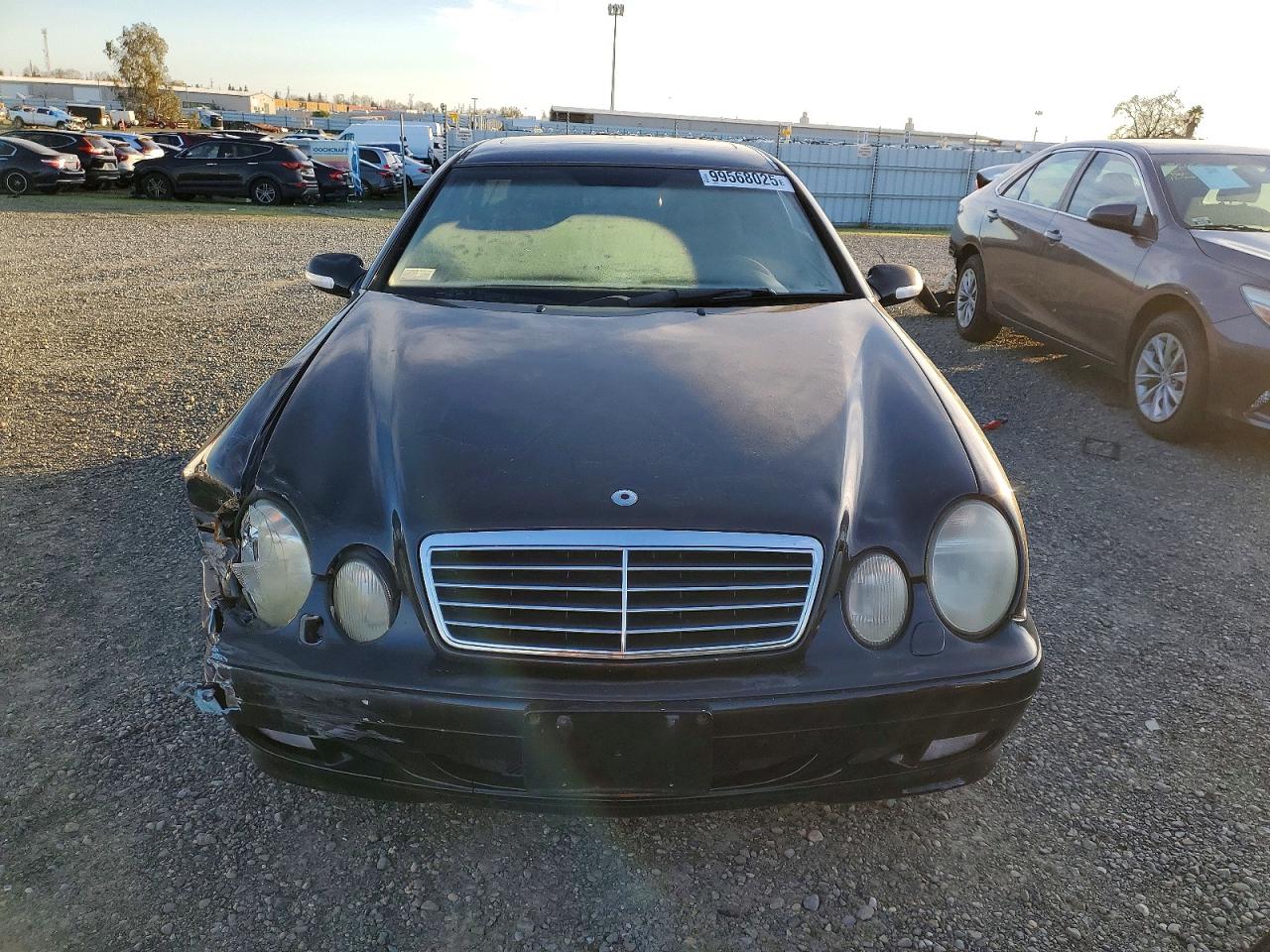 2002 MERCEDES-BENZ CLK 320 photo 5
