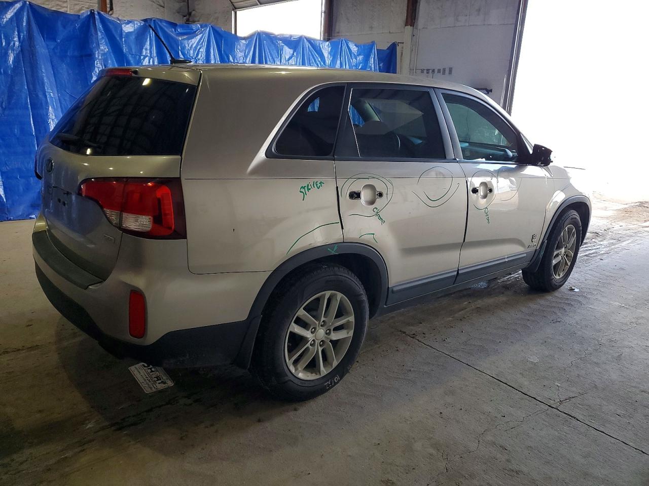 2015 KIA SORENTO LX photo 3