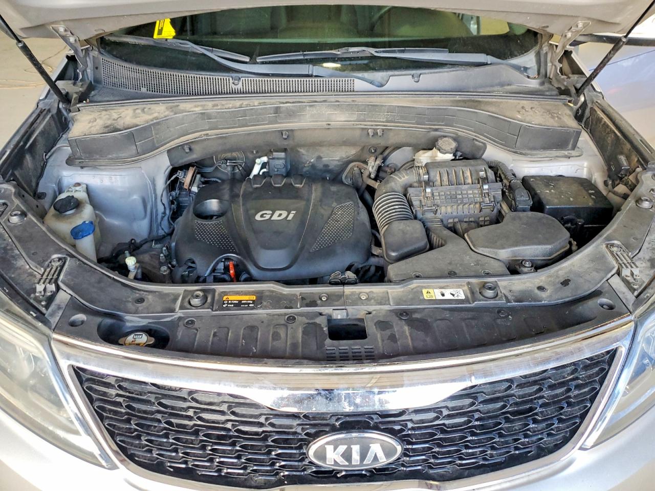 2015 KIA SORENTO LX photo 12