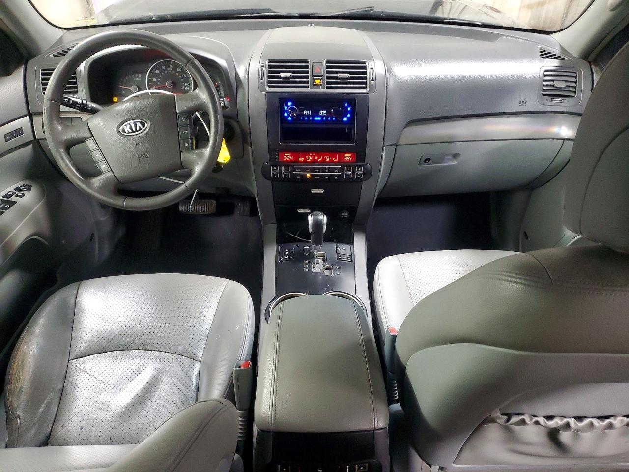 2009 KIA BORREGO LX photo 15