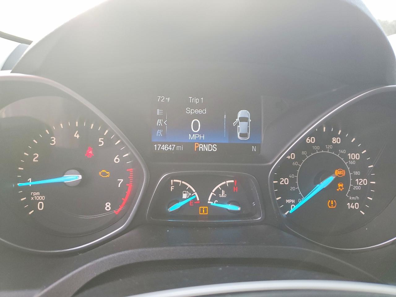 2017 FORD ESCAPE TITANIUM photo 9