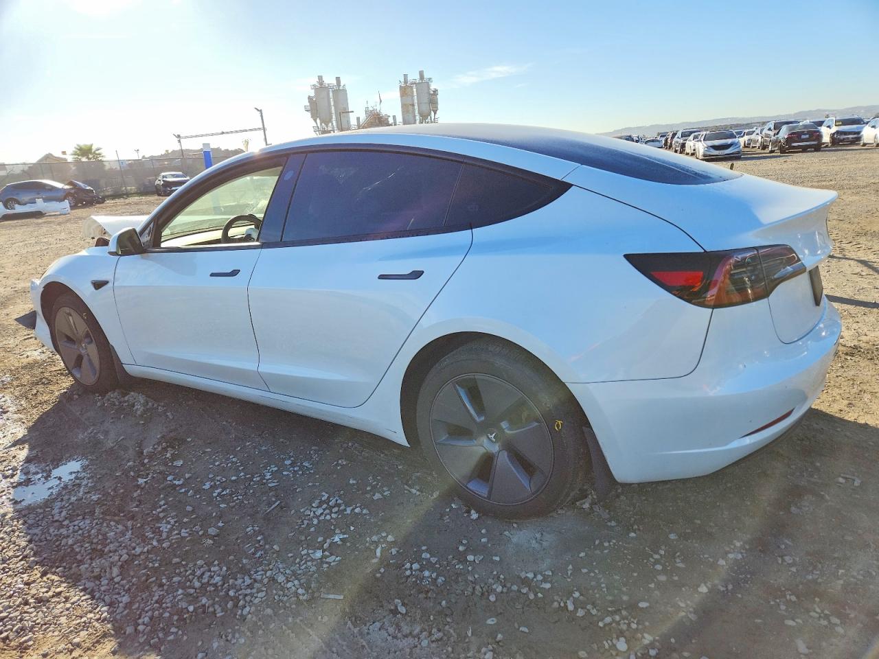 2023 TESLA MODEL 3 photo 2