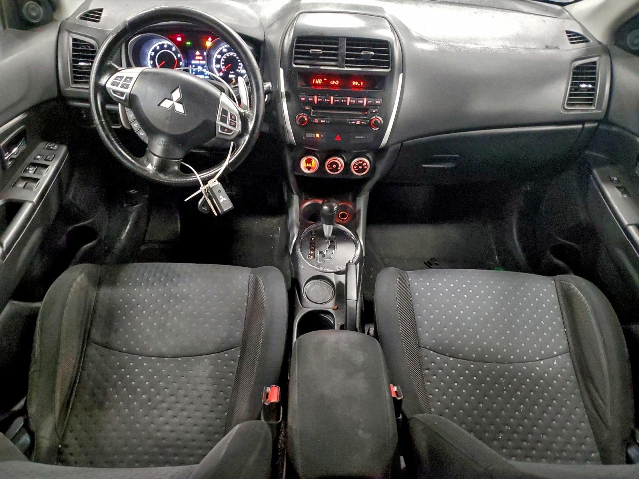 2011 MITSUBISHI OUTLANDER SPORT SE photo 8