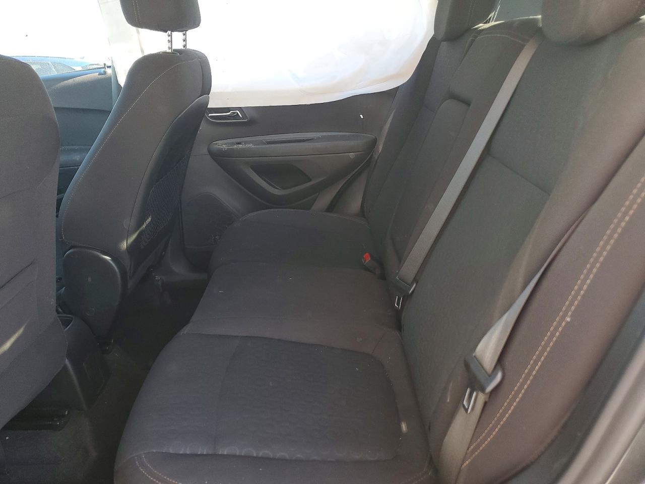 2019 CHEVROLET TRAX LS photo 10