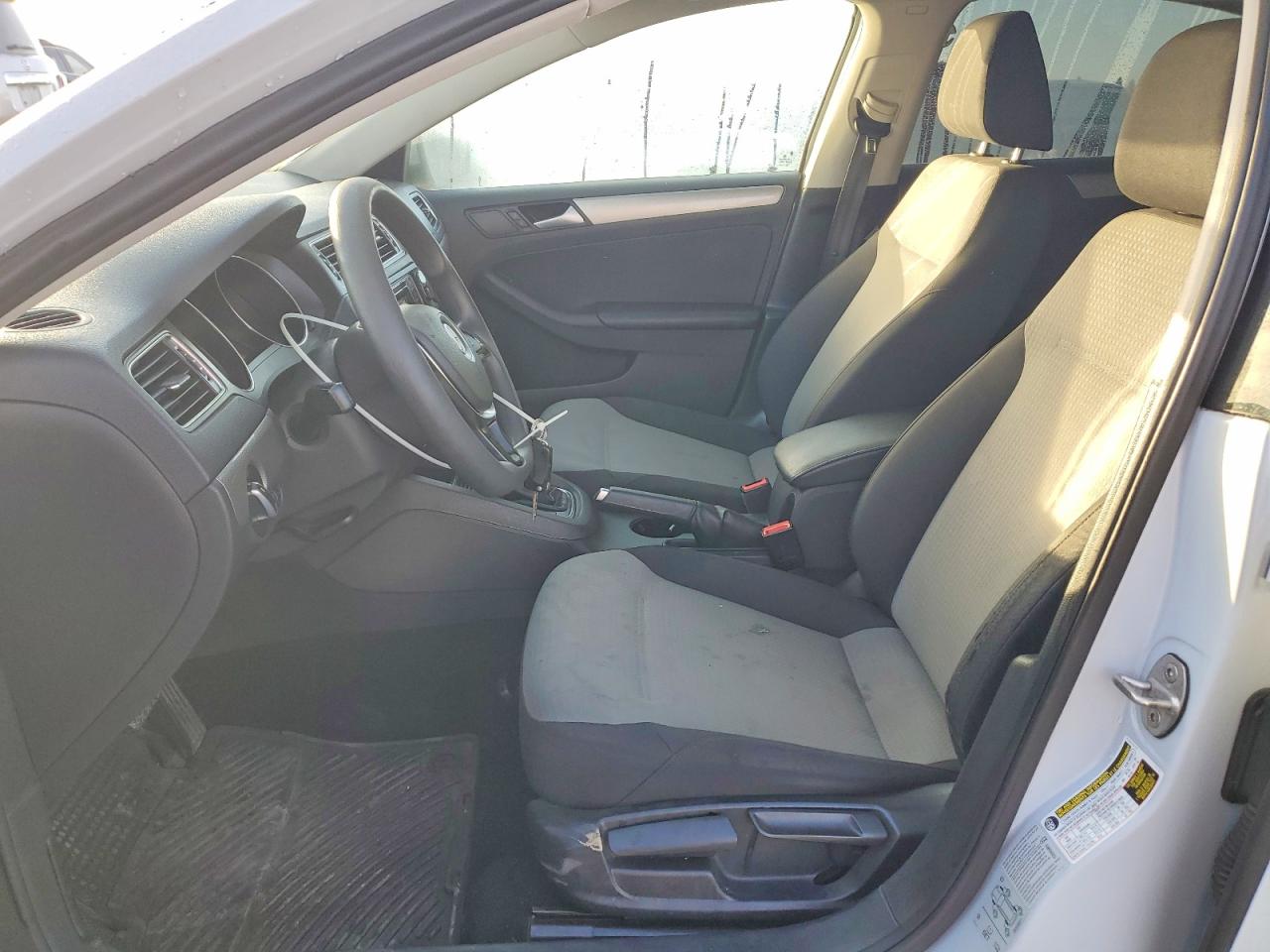 2017 VOLKSWAGEN JETTA S photo 7