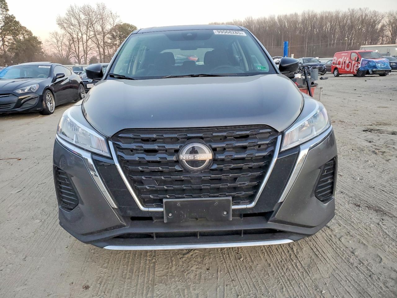 2022 NISSAN KICKS S photo 5
