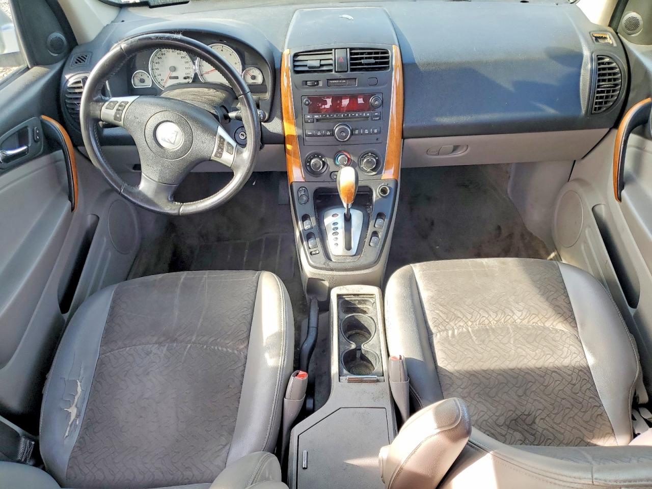 2006 SATURN VUE photo 8