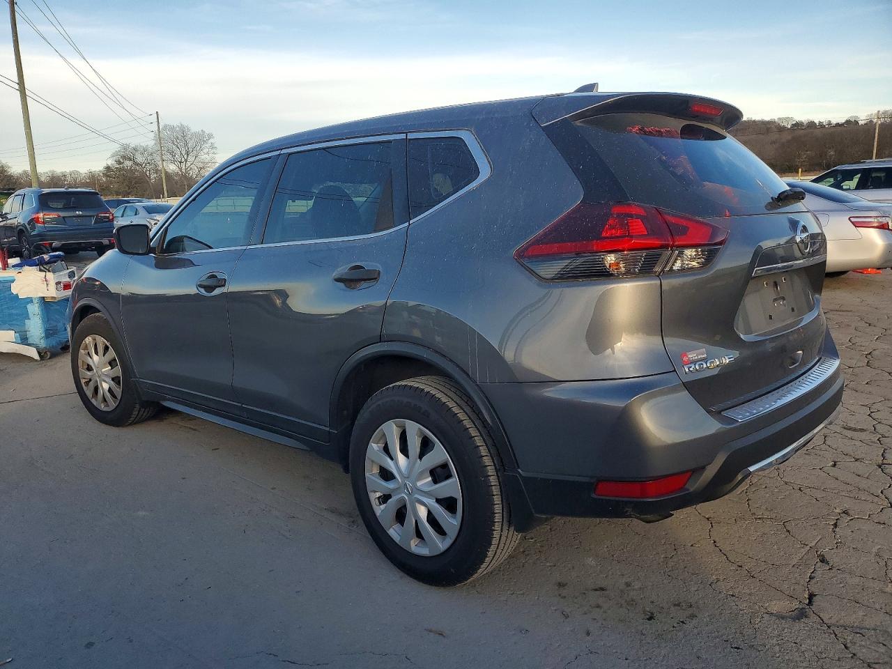 2019 NISSAN ROGUE S photo 2