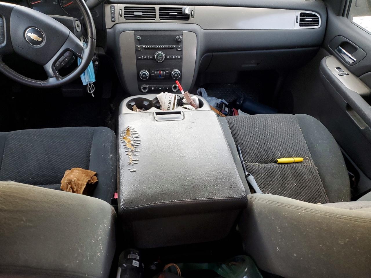 2008 CHEVROLET TAHOE C1500 photo 8