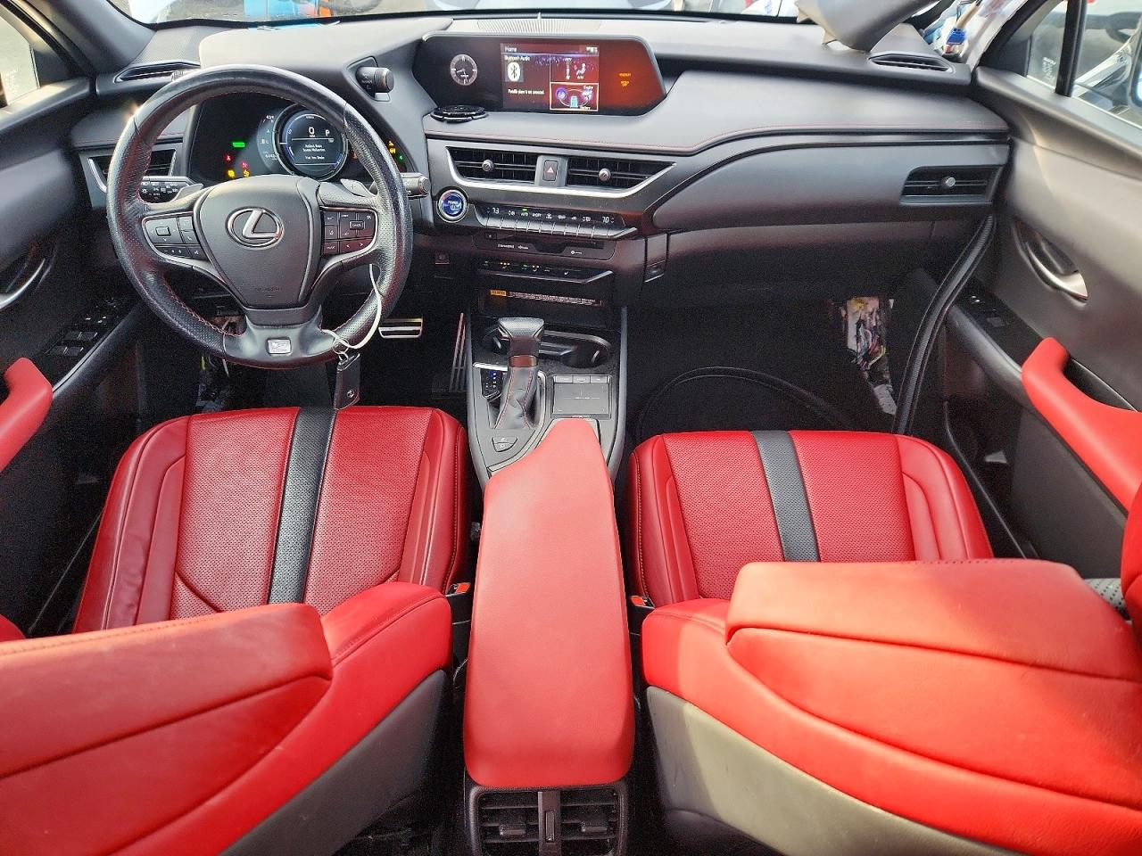 2021 LEXUS UX 250H photo 15