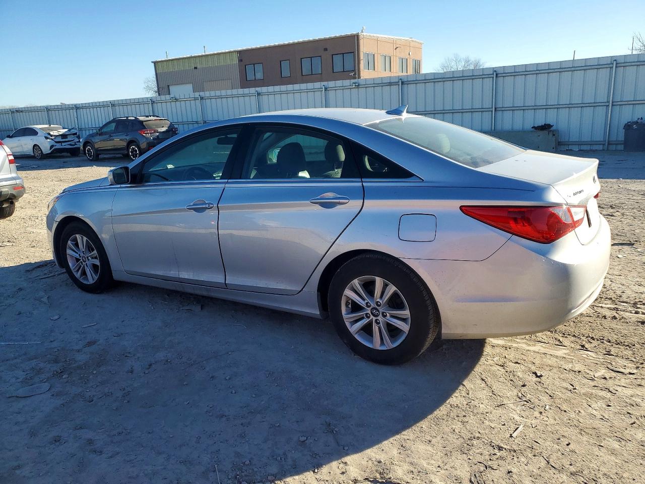 2011 HYUNDAI SONATA GLS photo 2