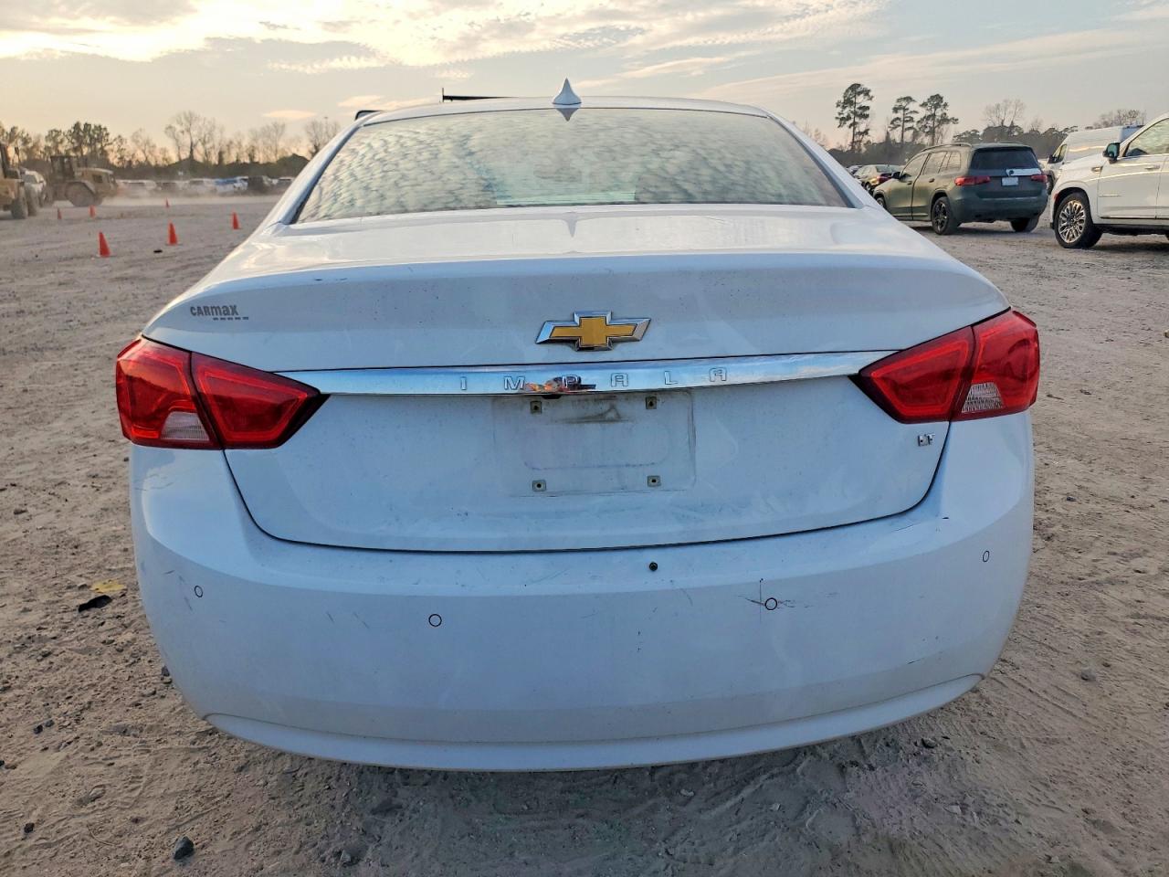 2015 CHEVROLET IMPALA LT photo 6