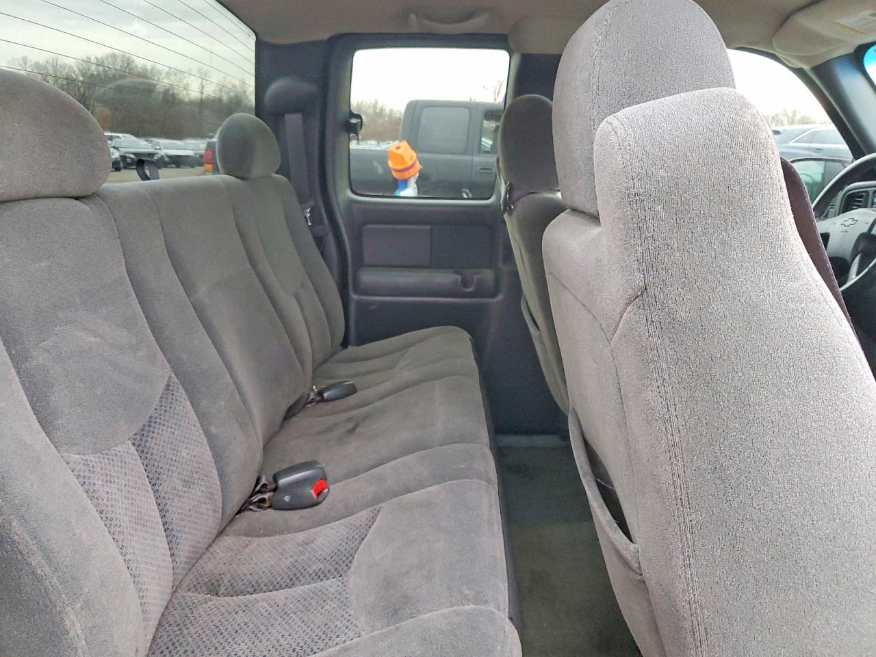 2004 CHEVROLET SILVERADO K1500 photo 10