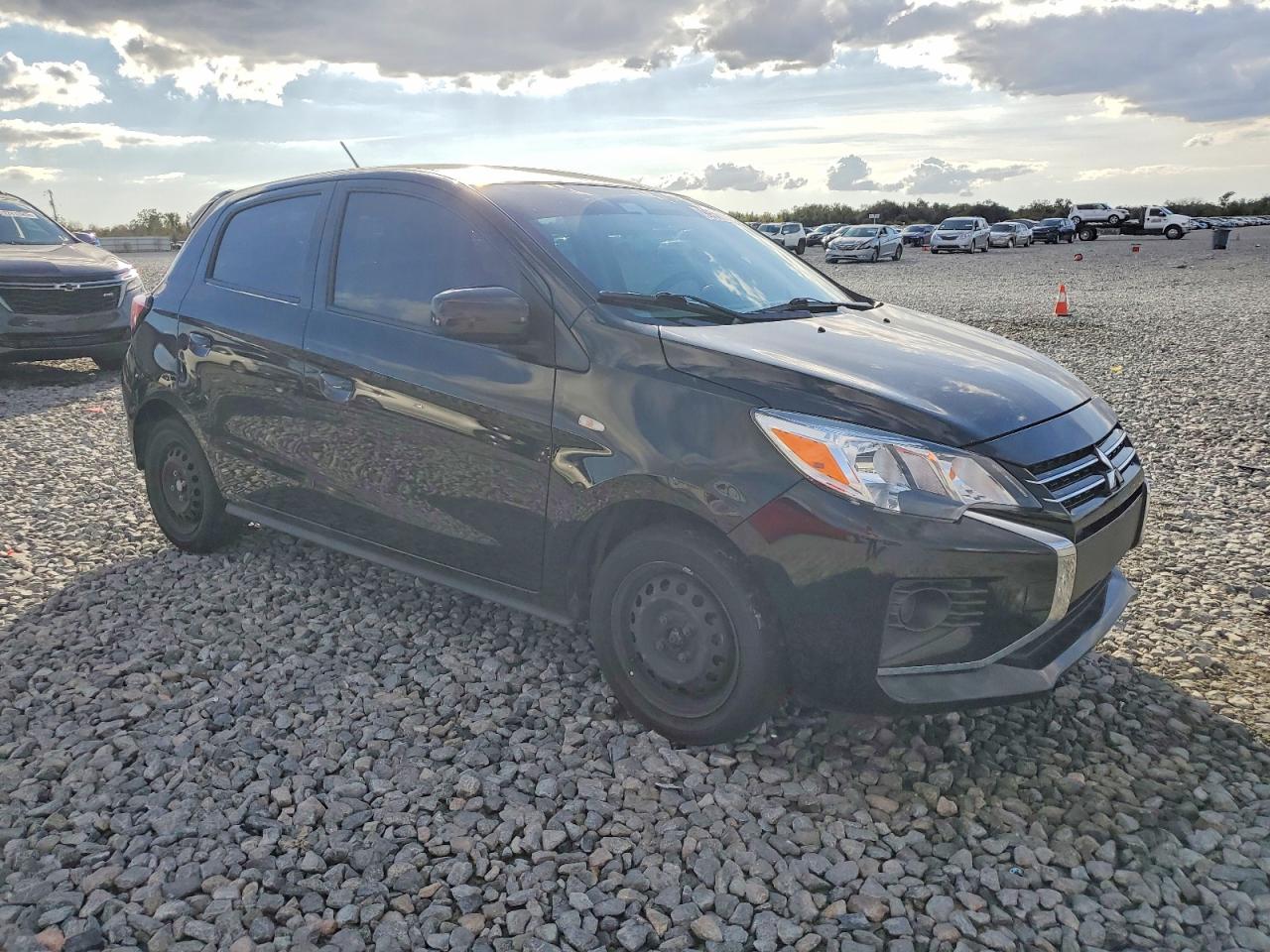 2024 MITSUBISHI MIRAGE ES photo 4