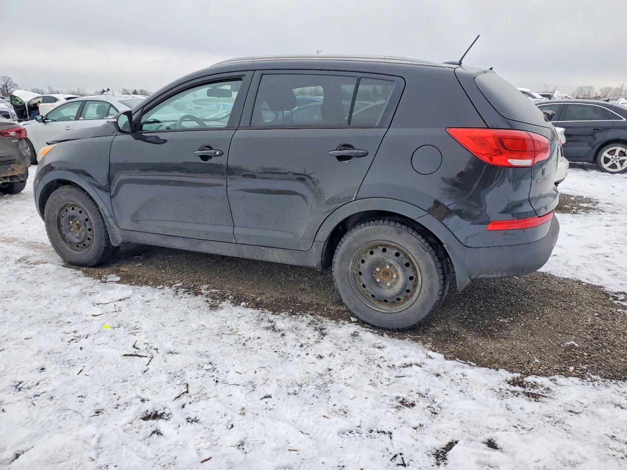 2016 KIA SPORTAGE LX photo 2