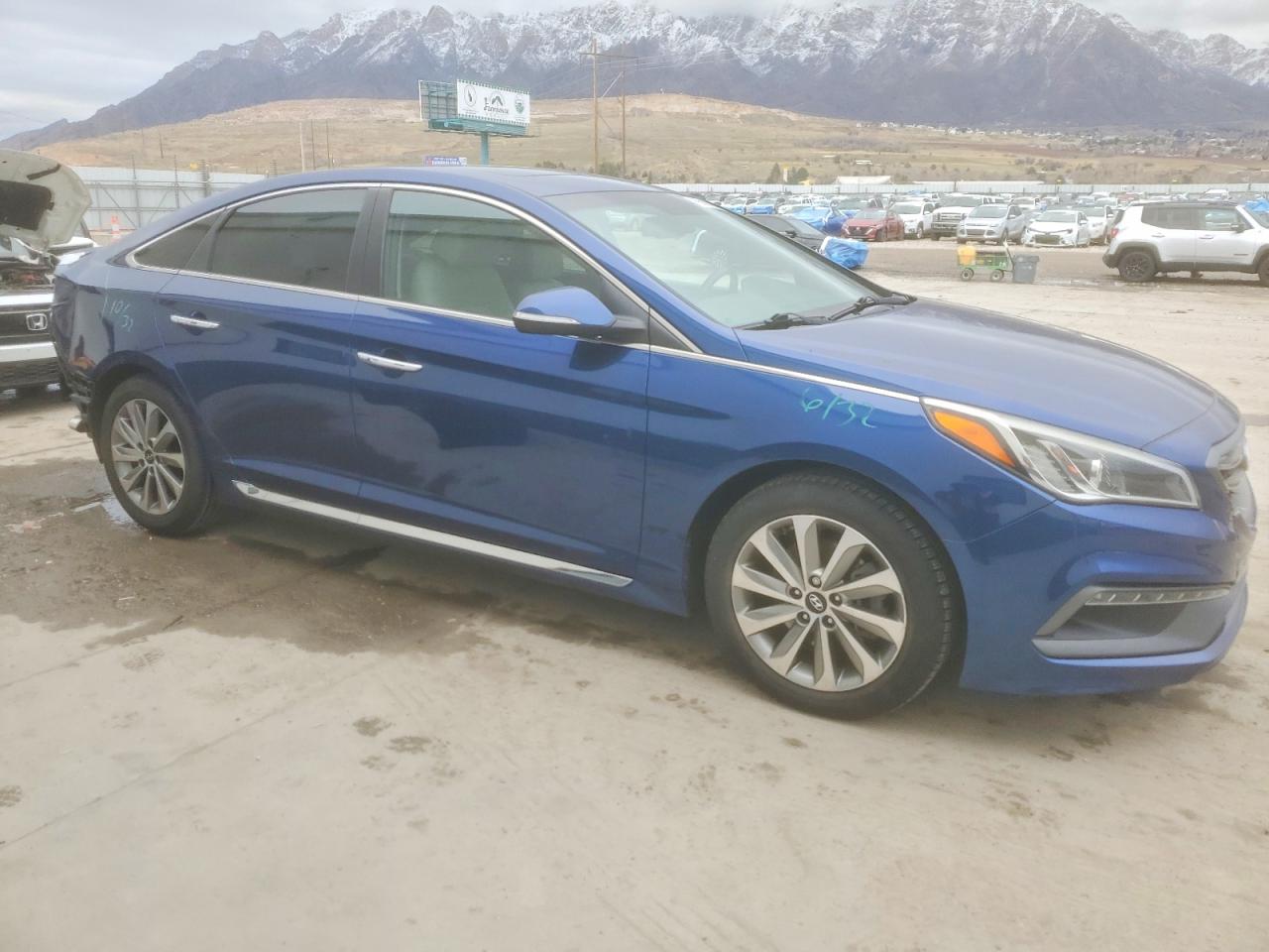 2017 HYUNDAI SONATA SPORT photo 4