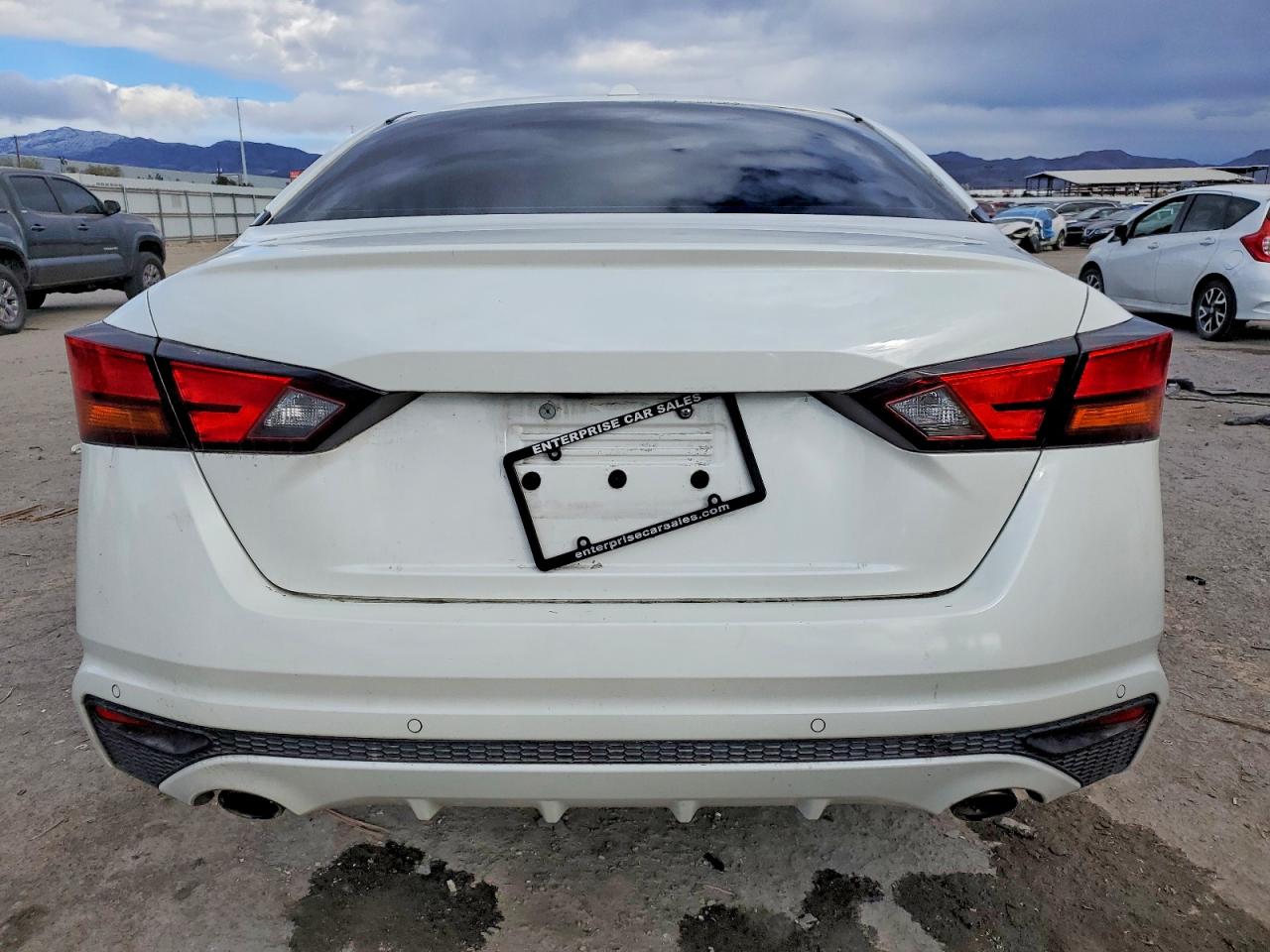 2019 NISSAN ALTIMA SV photo 6