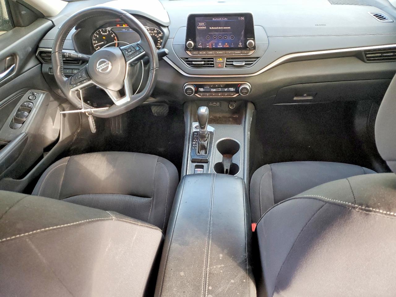 2019 NISSAN ALTIMA SV photo 8