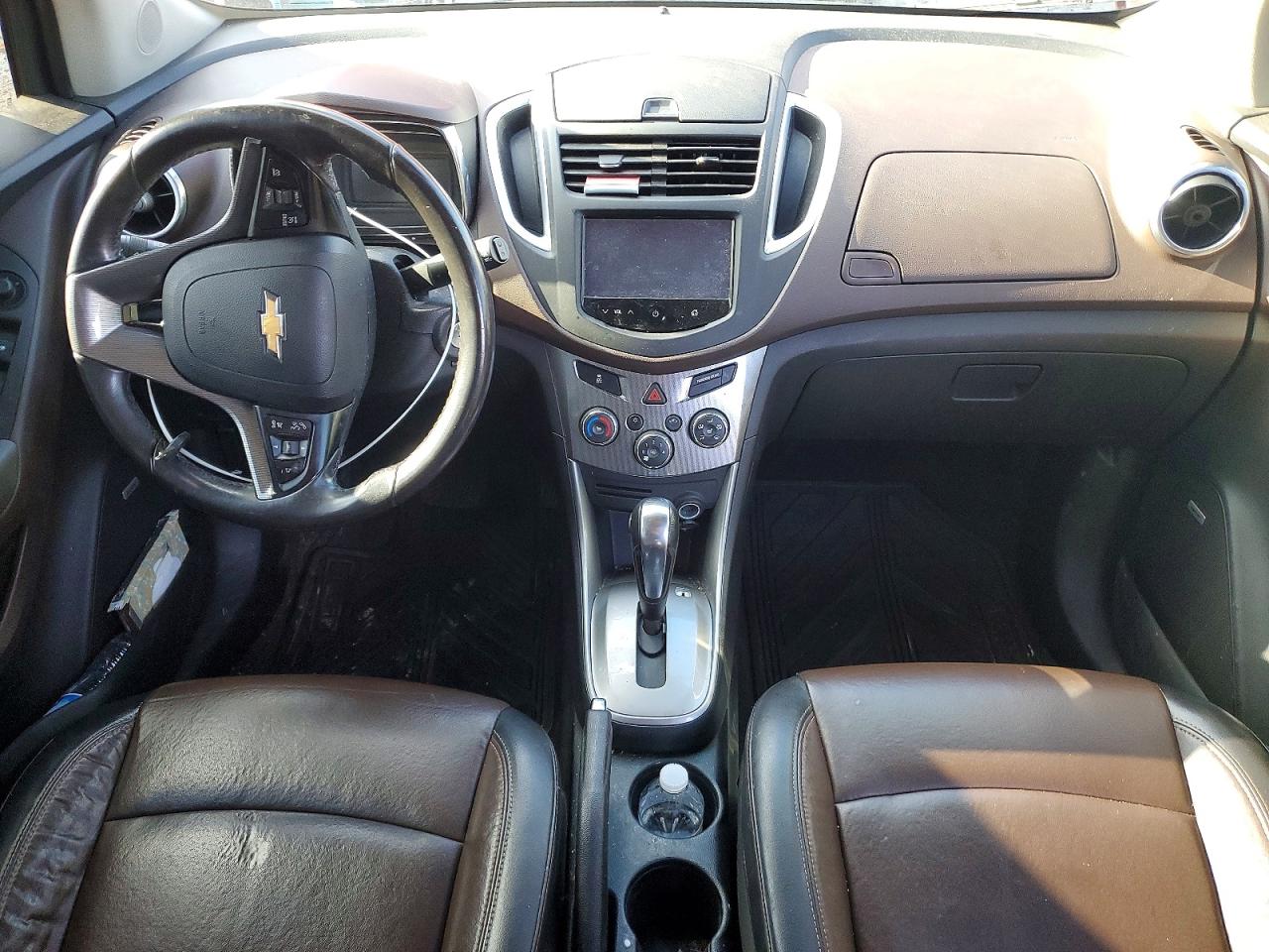 2015 CHEVROLET TRAX LTZ photo 8