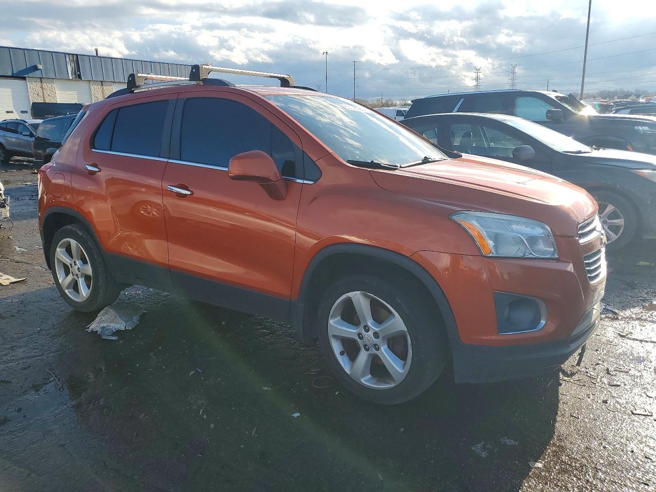 2015 CHEVROLET TRAX LTZ photo 4