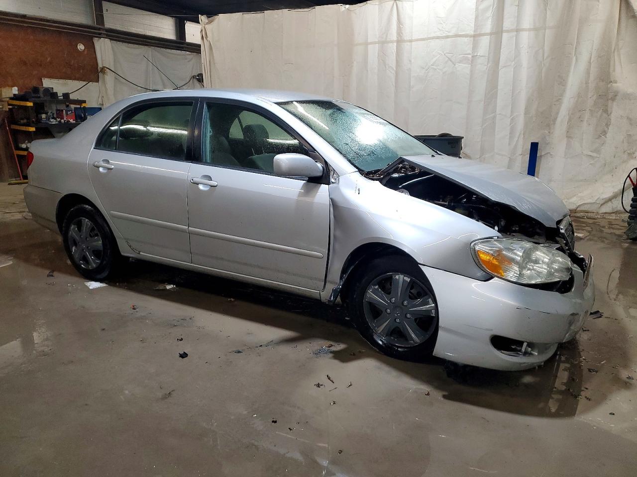 2005 TOYOTA COROLLA CE photo 4