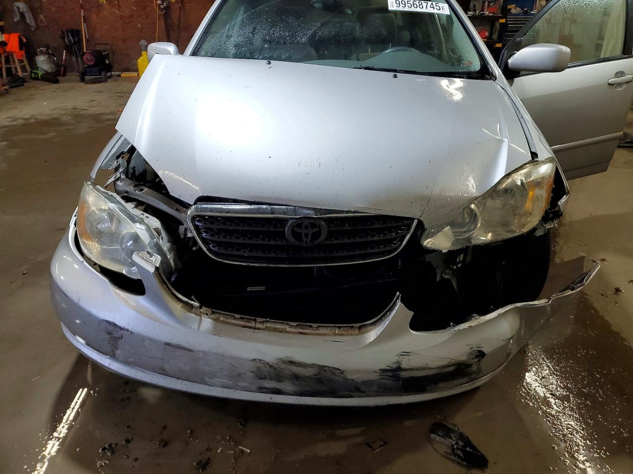 2005 TOYOTA COROLLA CE photo 11