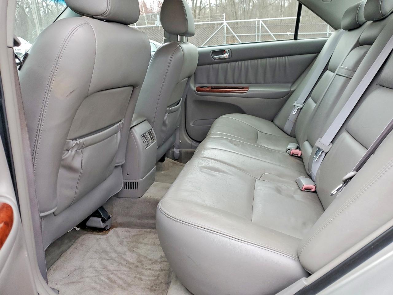 2006 TOYOTA CAMRY LE photo 10