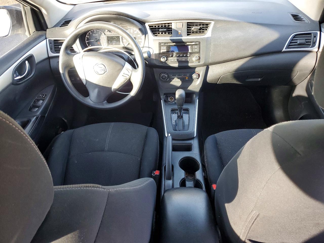 2017 NISSAN SENTRA S photo 8