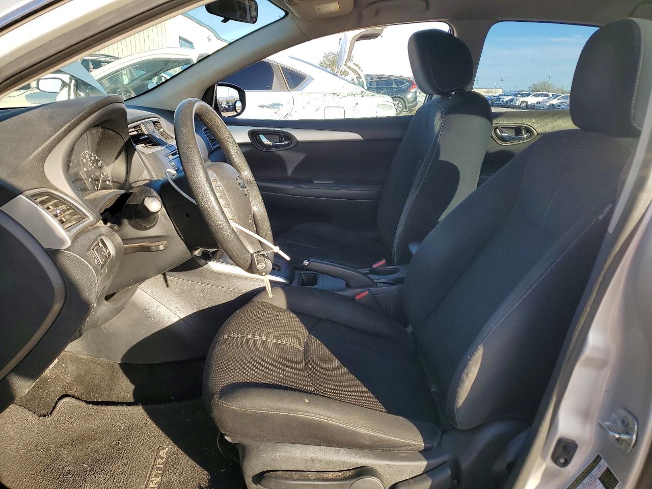 2017 NISSAN SENTRA S photo 7