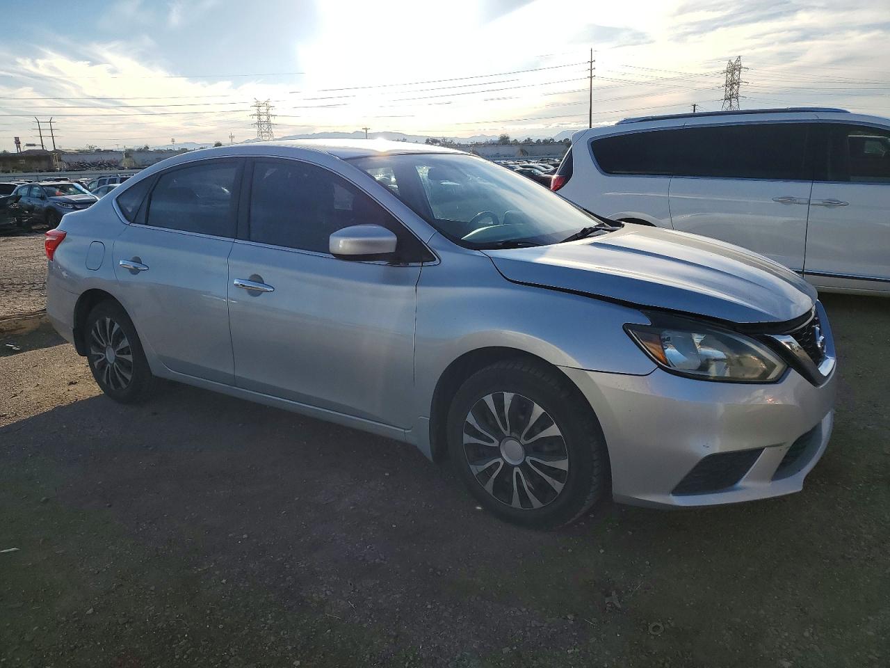 2017 NISSAN SENTRA S photo 4