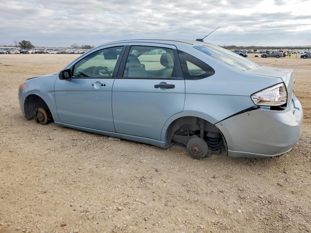 2008 FORD FOCUS S/SE photo 2