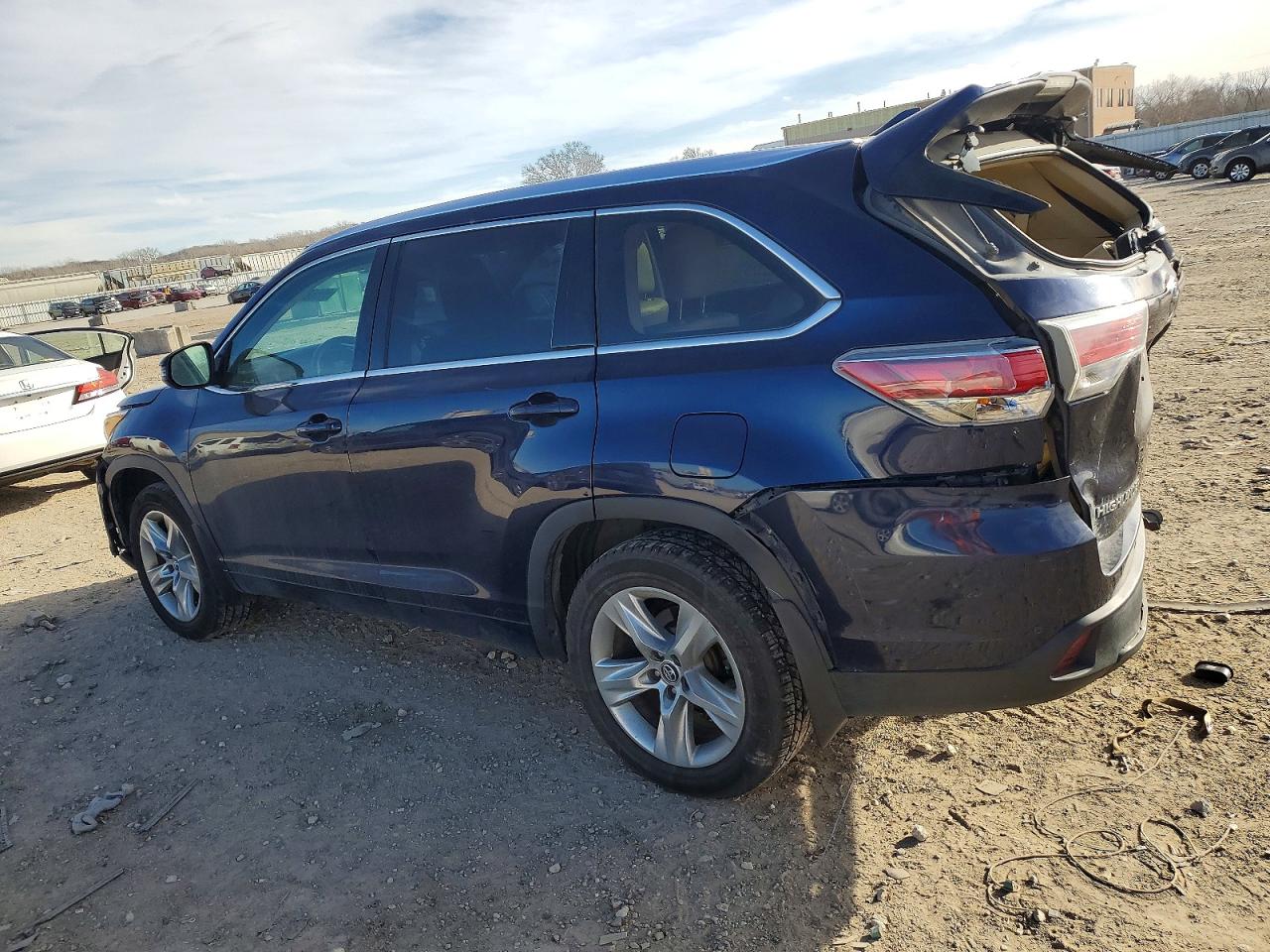 2016 TOYOTA HIGHLANDER LIMITED photo 2