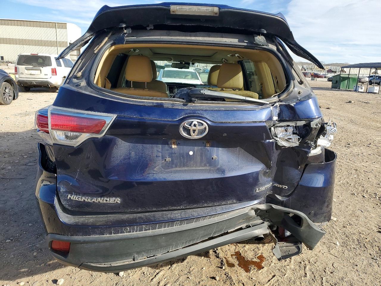 2016 TOYOTA HIGHLANDER LIMITED photo 6