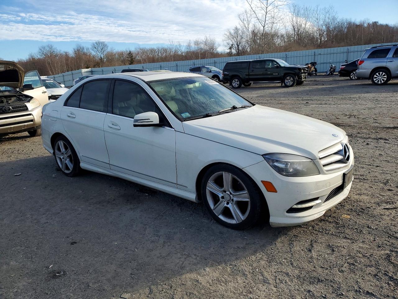 2011 MERCEDES-BENZ C 300 4MATIC photo 4