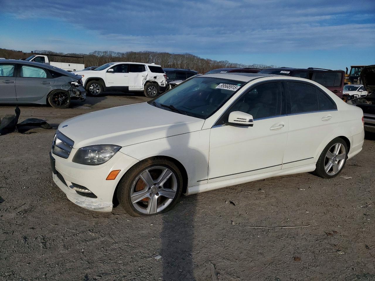 2011 MERCEDES-BENZ C