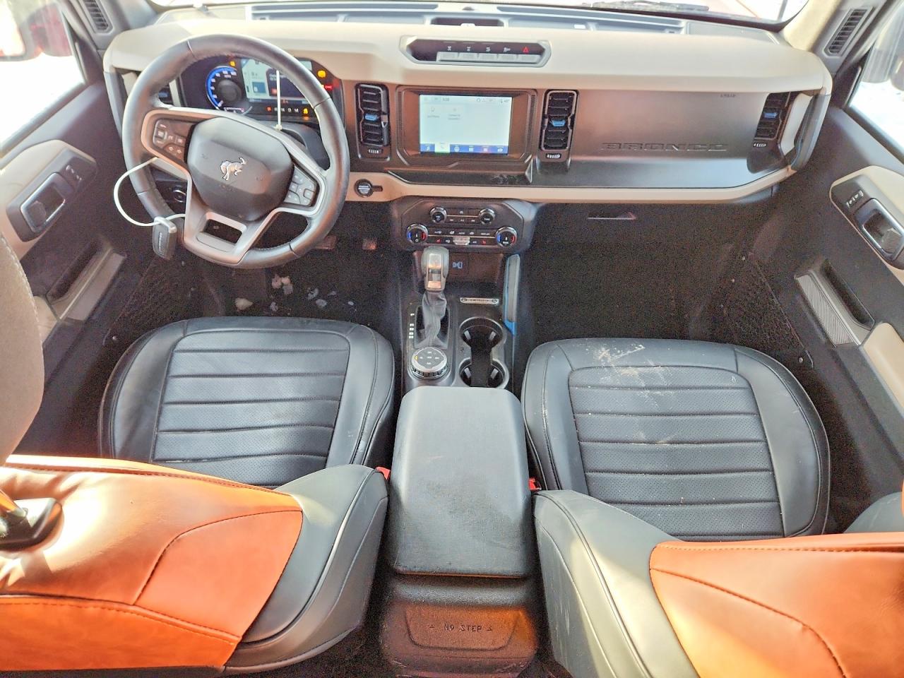 2022 FORD BRONCO BASE photo 8