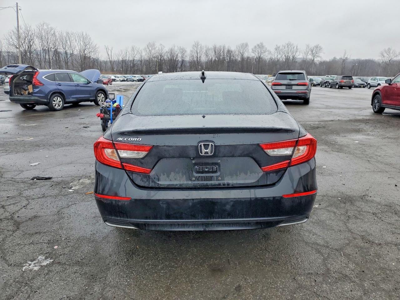 2018 HONDA ACCORD EX photo 6